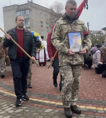 У ліцеї на Волині провели змагання в пам'ять про вчителя фізичної культури