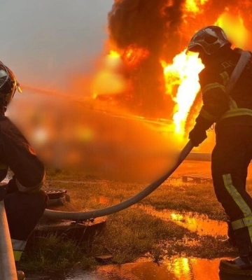 У Києві чутно вибухи, працює ППО