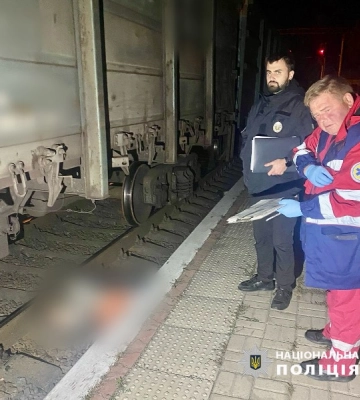На Одещині вантажний потяг на смерть збив чоловіка