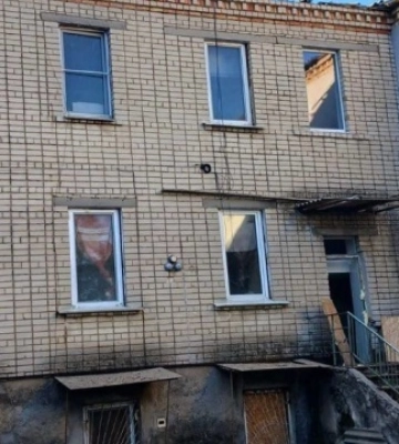 Загарбники напередодні ввечері обстріляли медзаклад у Білозерці на Херсонщині