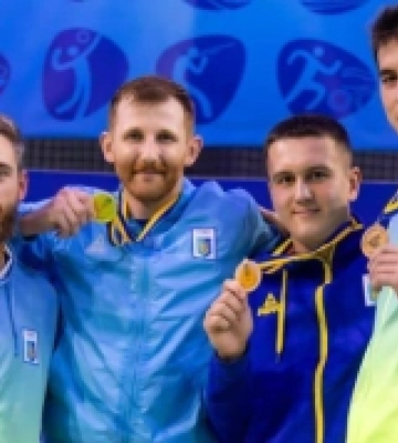 Миколаївські спортсмени стали призерами та переможцями Кубка України з фехтування на шаблях