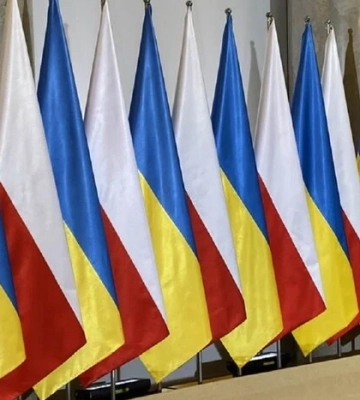 Кремль активізував дезінформаційну кампанію в Польщі, граючи на історичній пам'яті та темі біженців