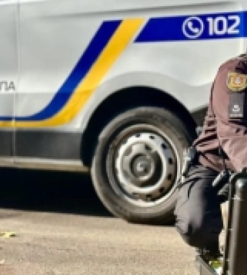 В Одесі адміністратор автомийки торгував канабісом прямо на робочому місці