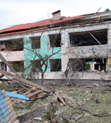 У Києві під час російського обстрілу пошкоджена єврейська школа