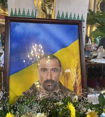 Життя обірвалося у відпустці: на Волині попрощалися із Героєм Віталієм Прусом