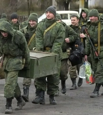 Відбувається велике перекидання штурмових підрозділів РФ через Бердянський напрямок до лінії фронту, - Андрющенко