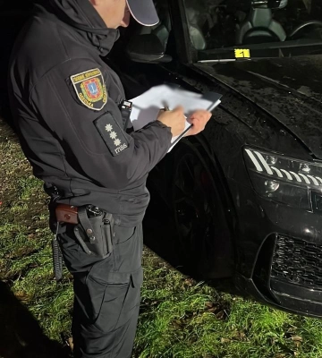 В Ізмаїлі цивільне подружжя на замовлення підпалило автомобіль