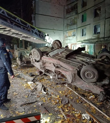Росіяни вдарили по Харкову КАБом, є постраждалі