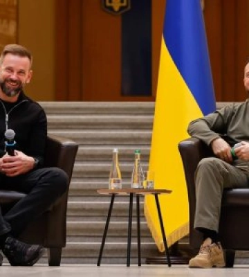 Президент України Володимир Зеленський зустрівся із керівниками громад Закарпаття
