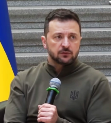 Зеленський в Ужгороді – я підтримую подвійне громадянство