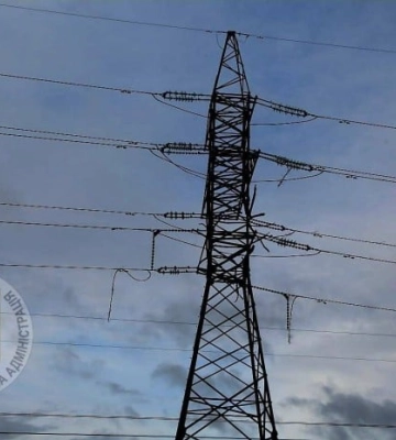 У Києві через атаку російських дронів зайнялася пожежа