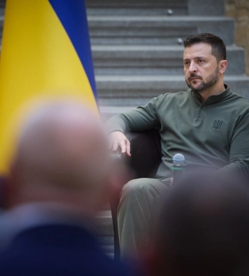 Мирослав Білецький спільно із Володимиром Зеленським взяв участь у зустрічі із керівниками районів, очільниками територіальних громад Закарпаття в Ужгороді