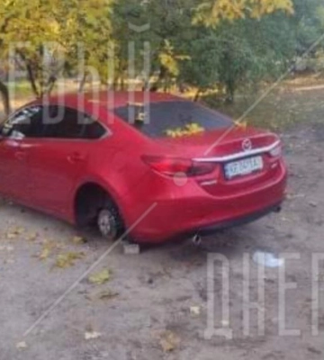 Ванна з будинку, колеса з авто та болгарка із камери схову: крадії на Дніпропетровщині вразили вибором