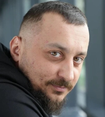 Пережив катування та схуд на 24 кг: звільнений з полону захисник Зміїного поділився планами на майбутнє
