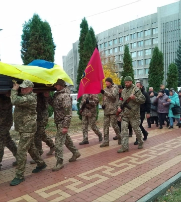 У Сумах попрощалися із двома захисниками