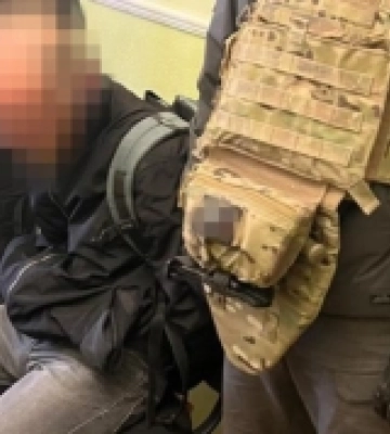 СБУ затримала на Буковині агента фсб та його поплічника, які шпигували за потягами з військовою технікою