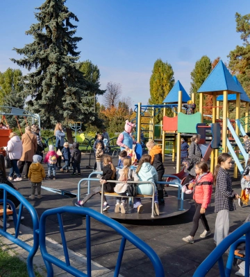 Оновлений дитячий простір відкрили в Ужгороді