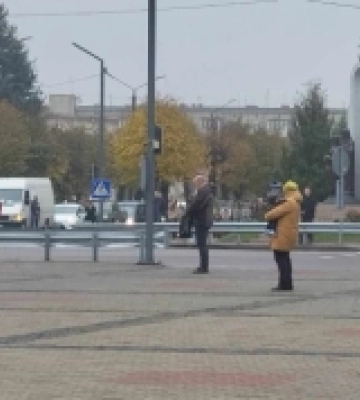 У місті на Рівненщині змінили ранкову хвилину мовчання. ВІДЕО