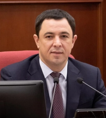 Соратник Порошенка йде з високої посади після корупційного розслідування журналістів