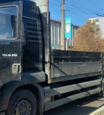 У Львові вантажівка збила 82-річну пішохідку