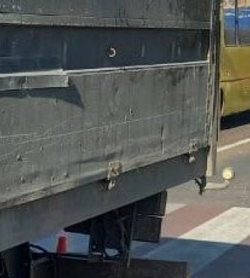 У Львові вантажівка збила 82-річну пішохідку