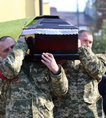 Загинув біля Часового Яру: у Луцьку попрощалися із Героєм Вадимом Мохначем