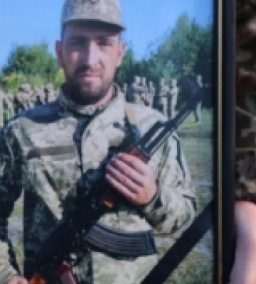 Загинув біля Часового Яру: у Луцьку попрощалися із Героєм Вадимом Мохначем