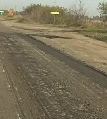 На Ковельщині латають зношену дорогу 