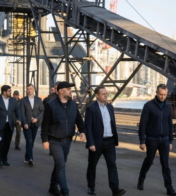 У морських портах Одещини посилять оборонні заходи