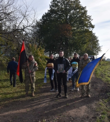 Родина втратила єдиного сина: на Волині попрощались із Героєм Петром Бідуном