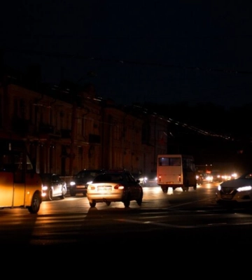 Відключення світла взимку: де буде найважча ситуація в Україні