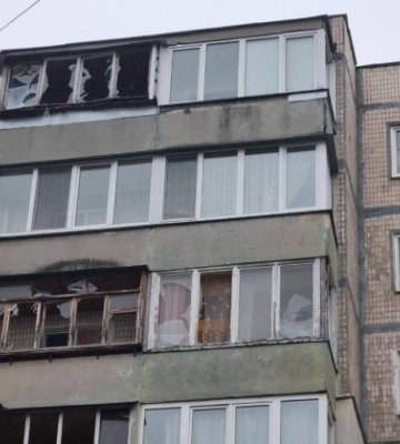  Росіяни вночі атакували Київ дронами  В одному з районів уламки пошкодили будинок ❗️ НОВИНИ