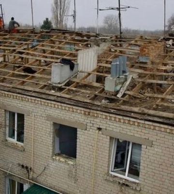 Наслідки удару військ РФ по Царичанці: оголошено збір коштів для постраждалих. ФОТОрепортаж
