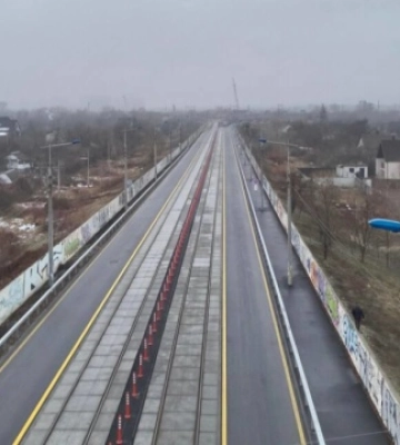Подільський міст у Києві відкрили для руху легкових автомобілів