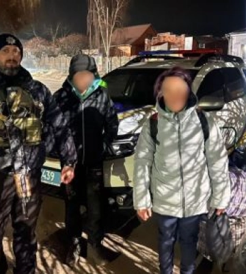 Повернулася у прифронтове село з дитиною: на Харківщині повторно евакуювали жінку