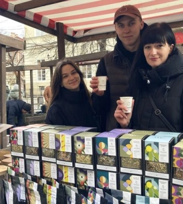 На площі Ринок у Львові продають чаї з мухоморів