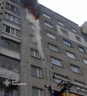 У Львові горіла багатоповерхівка