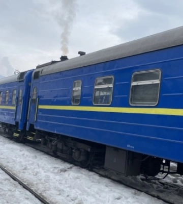 Укрзалізниця змінила рух низки поїздів на Буковині