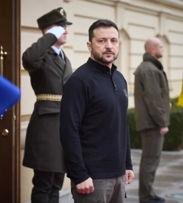 Німці мають зрозуміти, війна Росії проти України та гібридна проти ФРН - це один конфлікт - політик