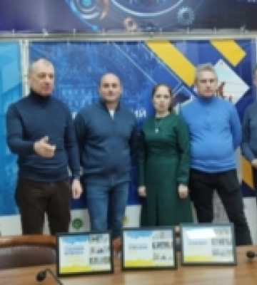 «Нові імена на карті Херсона»: у Херсонському державному університеті презентували серію поштових марок