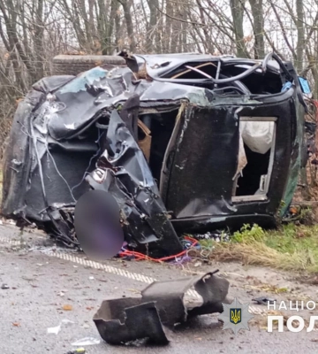 Троє загиблих та троє поранених, серед яких двоє дітей - на Вінниччині сталася страшна ДТП. ФОТО