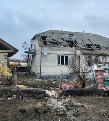 Вночі над Чернівецькою областю збили російський безпілотник: уламки пошкодили будівлі