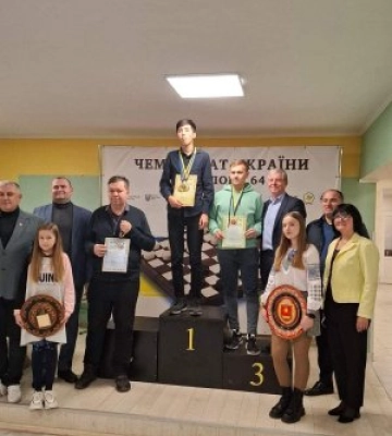 Миколаївський шашкіст Матвєй Колєсніков - абсолютний чемпіон України