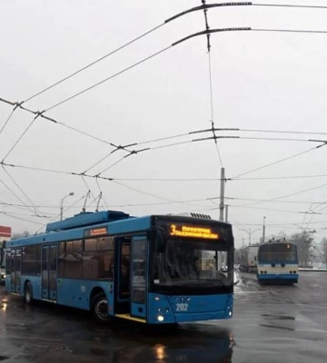 На вулиці Рівного виїхали 26 тролейбусів