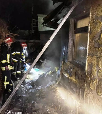 У Кропивницькому горів житловий будинок