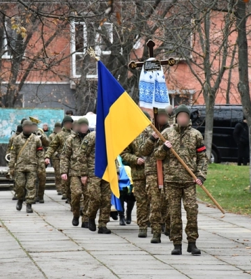 У Приютівській громаді попрощалися із загиблим на Донеччині воїном 