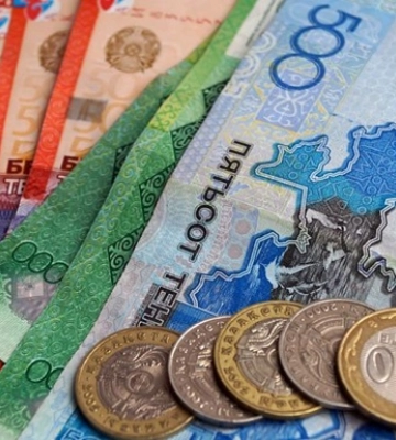 Казахстанський тенге впав за російським рублем