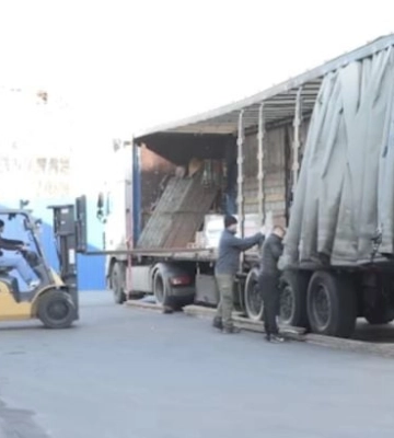 Не прошло и полгода - оккупанты похвастались, что завезли учебники в школы Мелитополя (скрин)