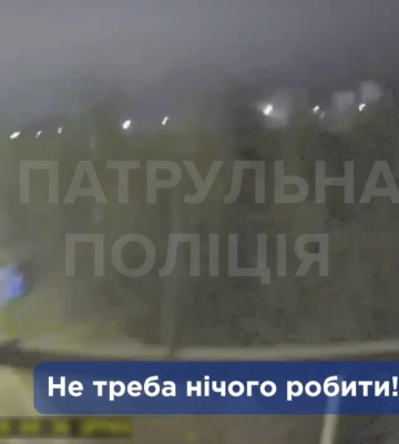 Чоловік у Харкові збирався вкоротити собі віку, стрибнувши з мосту (відео)