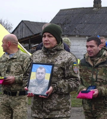 У перший день вторгнення пішов добровольцем: на Волині попрощалися з Героєм Сергієм Попрійчуком